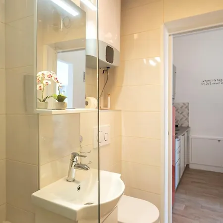 In - Zf Hvar Апартаменты *